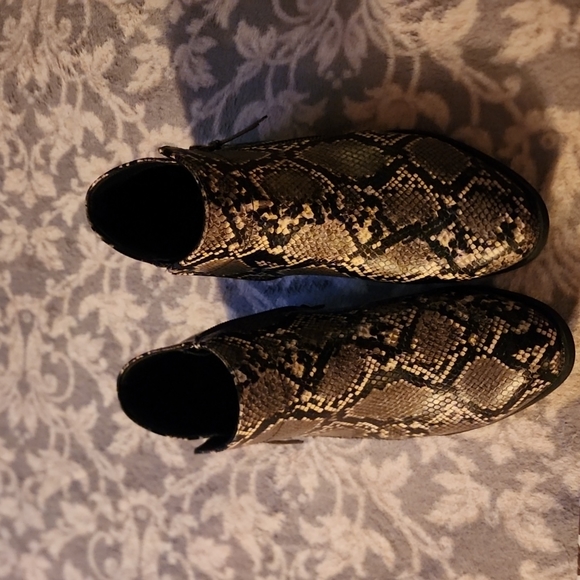 Arizona Jean Company Shoes - Arizona Womens Ankle Boots